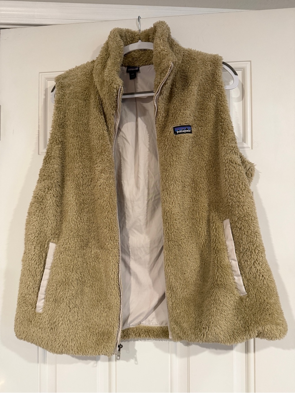 Patagonia Tan Sherpa Fleece Vest - Soft Zip Front